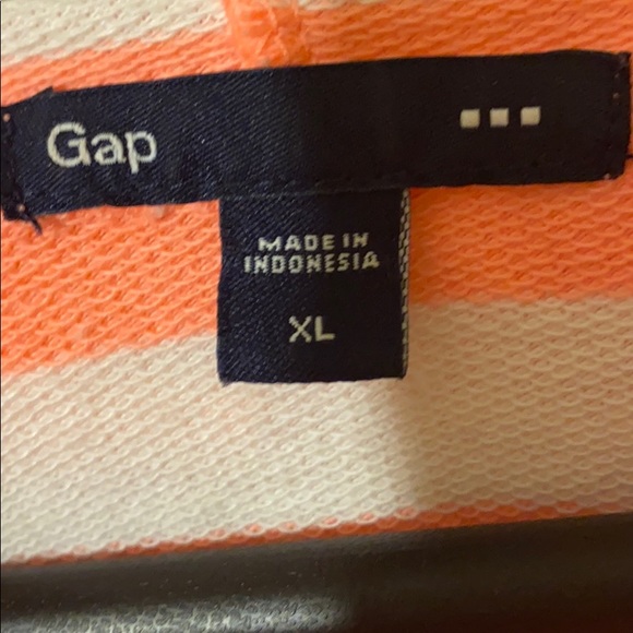 Gap Zipup - Picture 3 of 4